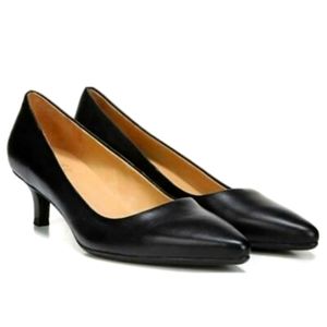 Naturalizer Kitten Heels